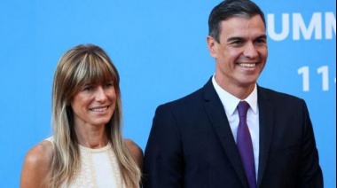 Kicillof se solidarizó con el presidente del gobierno español, tras los ataques a su esposa