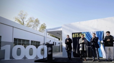 Kicillof sacó pecho con la inauguración del aula Nº 1.000