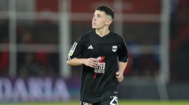 Mateo Apolonio se convirtió en el jugador más joven de la historia en debutar en el fútbol argentino
