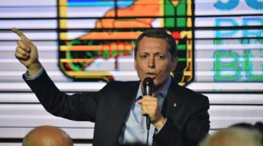 Un intendente criticó al Gobierno por el aumento de la nafta