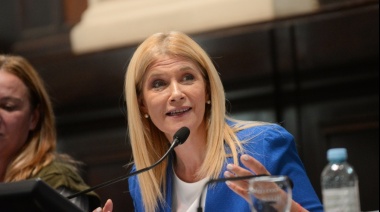 “No es una iniciativa del Gobierno”: Magario se distanció del proyecto de indemnizaciones laborales