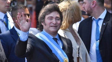 En Rosario, Milei convocó a firmar el Pacto de Mayo el 9 de Julio en Tucumán