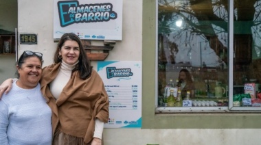 Moreno presentó “Almacenes de Barrio” con productos de primera necesidad a precios justos