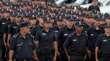La provincia triplicó la hora extra para policías que trabajan en el Conurbano