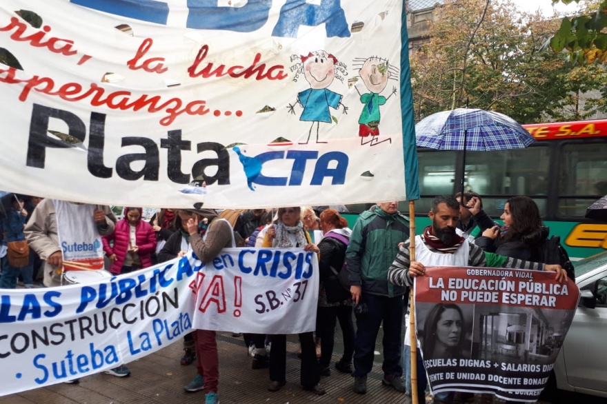 "Carpetazo" en el Senado bonaerense