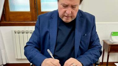 Guiño a YPF: Río Negro busca quitarle la planta de GNL a Bahía Blanca