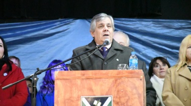 Britos pidió "un gran acuerdo nacional" para "superar la grieta que nos divide"