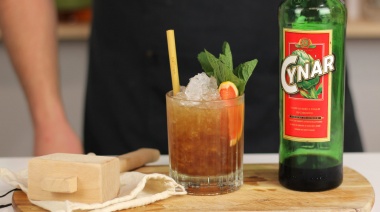 La historia del Cynar Julep, el último clásico de la coctelería nacional