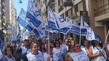 "No a la trampa": Docentes bonaerenses le hacen frente a Milei con una movilización