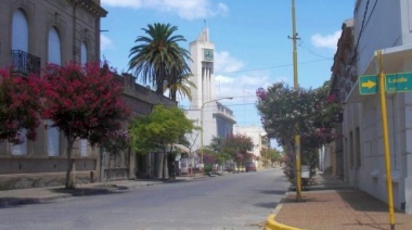 González Chaves brinda talleres para el desarrollo local