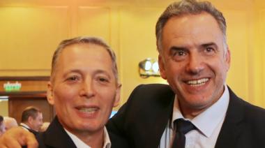 Fernando Gray se reunió con Yamandú Orsi, candidato a presidente de Uruguay