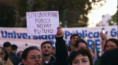 Tras la marcha federal, Milei vetó la Ley de Financiamiento Universitario