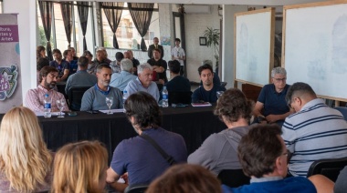 Villa Gesell firmó un convenio para garantizar la seguridad de los edificios tras el derrumbe 
