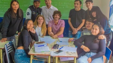 Andreotti anunció que renovará 6 escuelas durante el verano