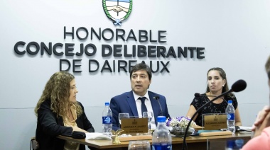 Acerbo inició las sesiones ordinarias homenajeando a las víctimas del temporal en Bahía Blanca