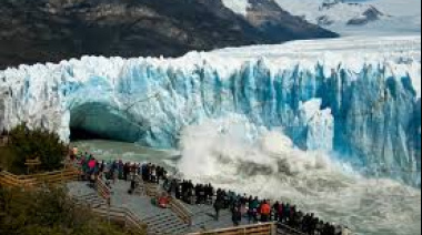 Alarma en el glaciar Perito Moreno por masivos desprendimientos de hielo: las impactantes imágenes
