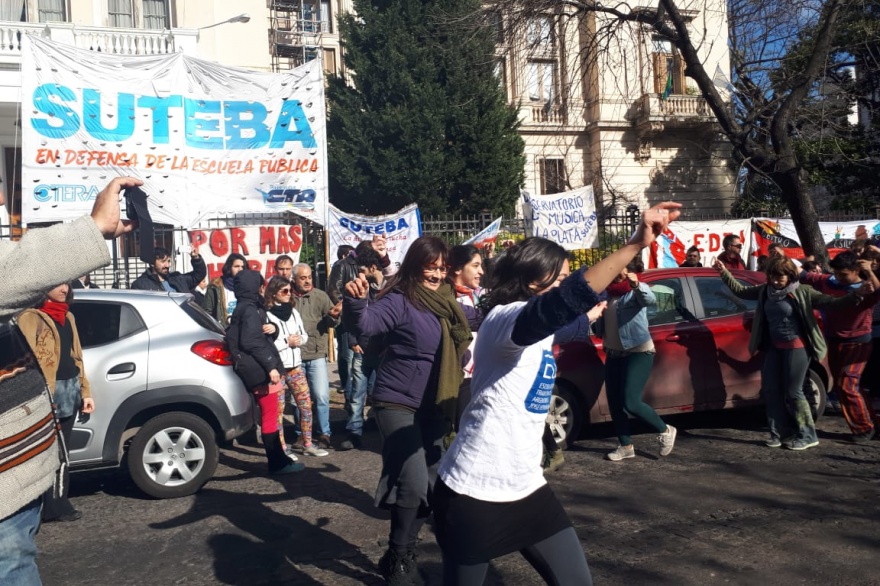 Docentes de escuelas técnicas cargan contra el Gobierno provincial
