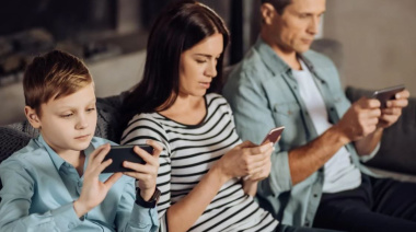 Las "5D" y el "Appstinence": el innovador método de Harvard para la adicción a las redes sociales y el celular