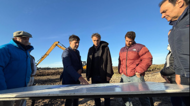 “Nos diferenciamos de Milei que desfinancia, abandona y no cree en la obra pública”