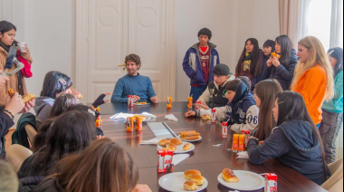 Andreotti: “Debemos escuchar a nuestros adolescentes para ayudarlos a construir su futuro”