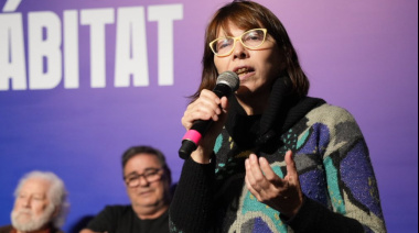 Según Batakis, Milei “ya no tiene resto económico ni músculo político”