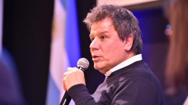 Manes lanzó su campaña como candidato a senador por la Ciudad: “Ni los de antes ni los de ahora”