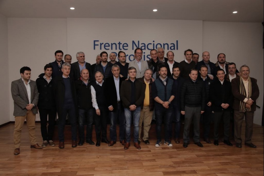 Intendentes peronistas se manifestaron en contra de la eliminación del “Fondo Sojero”