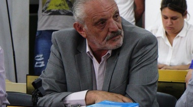 Carlos Festa: “La solución para Berisso es cambiar de Intendente”