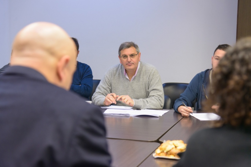 Proponen generar una nueva ley de contratación para la Provincia