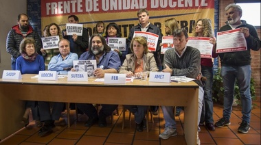 Gremios docentes aseguraron que el paro tiene una "alta adhesión"