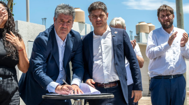 Bahía Blanca: Kicillof supervisó obras clave y entregó viviendas