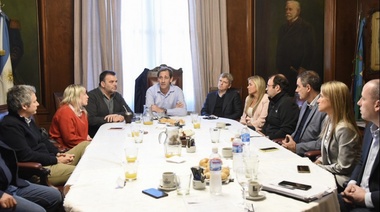 Encuentro de legisladores de la octava sección con el intendente Garro
