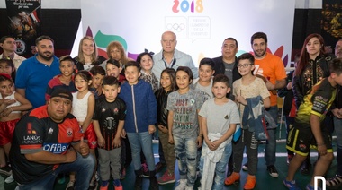 Inauguran las obras realizadas en la Sociedad de Fomento Barrio Constitución