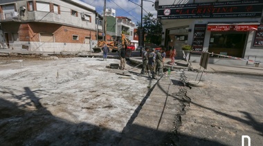 Avanzan  las obras de pavimentación en las calles internas de Lanús