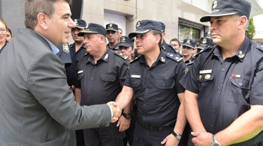 Inauguración de un hotel de la Policía bonaerense