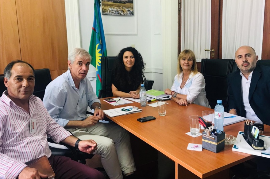 Legisladora se reunió con representantes de Carbap