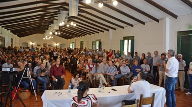 Durañona: "El pueblo está harto del marketing como metología política"