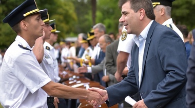 Ritondo presidió el egreso de 2600 policías en la escuela "Juan Vucetich"