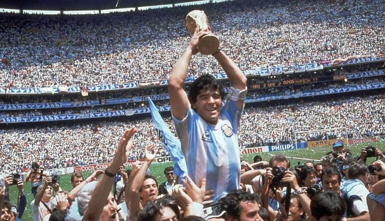 Murió Diego Armando Maradona