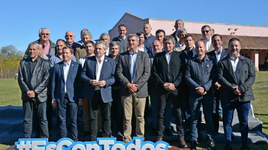 Con clave en el interior, Alberto Fernandez arrancó su campaña en San Antonio de Areco
