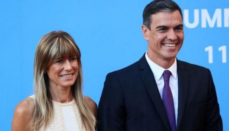 Kicillof se solidarizó con el presidente del gobierno español, tras los ataques a su esposa