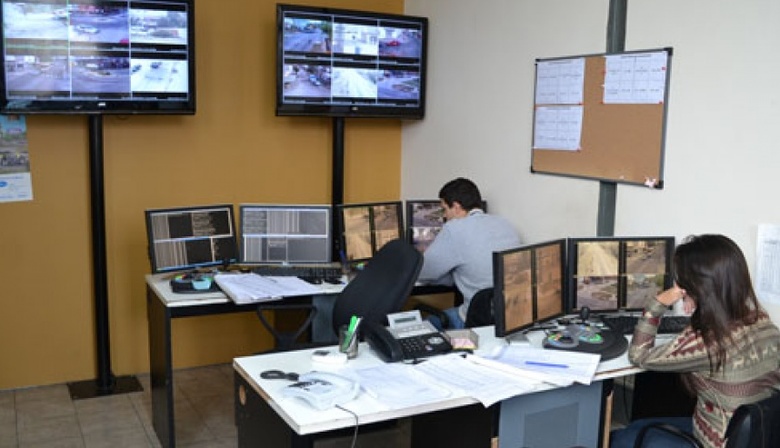 Trabajadores del COM de Berisso continúan con retención de tareas