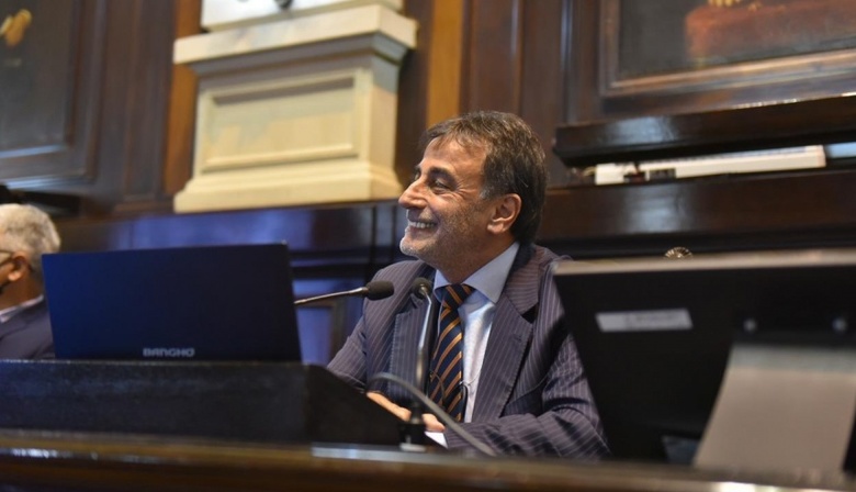 Rubén Eslaiman: “Kicillof encontró una provincia maltratada por la gestión de Cambiemos”