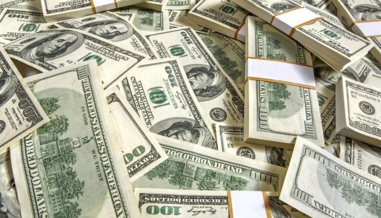 Tras la asunción y primer discurso de Lacunza, el dólar se vende a $58