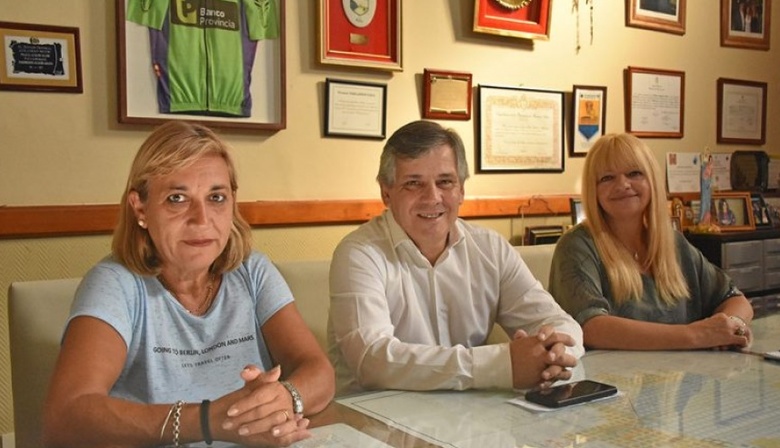 Guillermo Britos anunció un aumento salarial de $4000 para trabajadores municipales