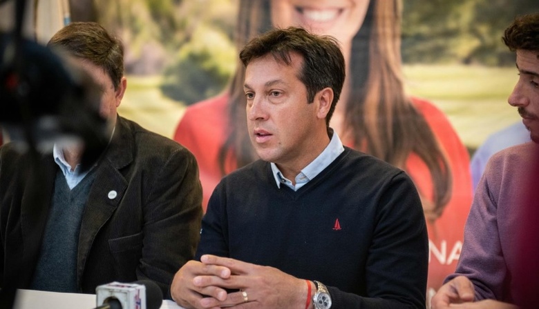 Arturo Rojas: “No voy a cobrar el sueldo hasta que no lo haga el último trabajador municipal”