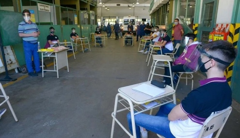La UCR bonaerense le exige al gobierno nacional que establezca los protocolos para volver a las aulas