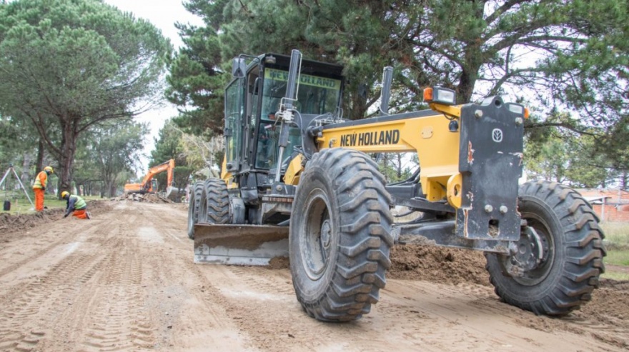 La Costa: En San Bernardo comenzaron los trabajos del Plan Integral de Asfalto y reconversión lumínica