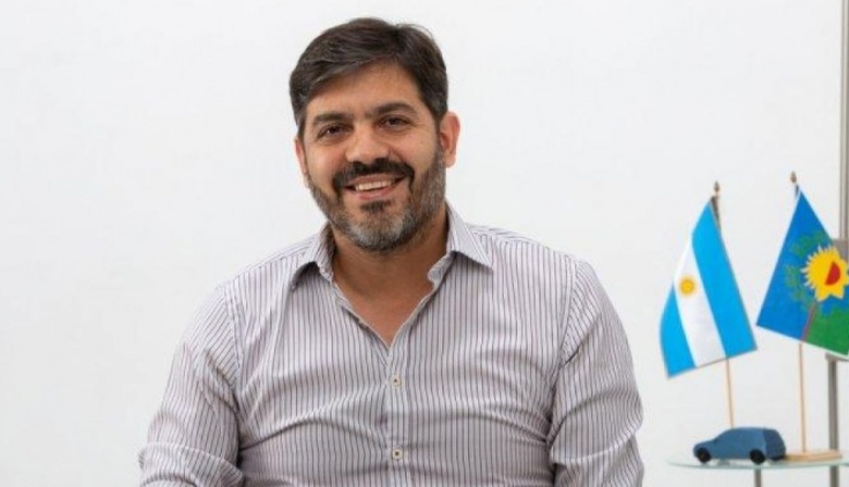 Carlos Bianco: “La única forma de que no ingrese el virus es blindar la sociedad y eso es imposible”