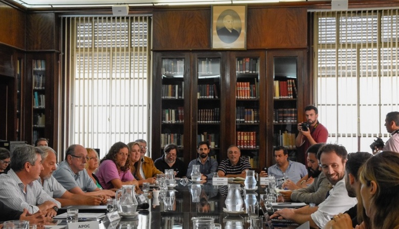 La Provincia otorgará una suma fija de $4.000 a estatales
